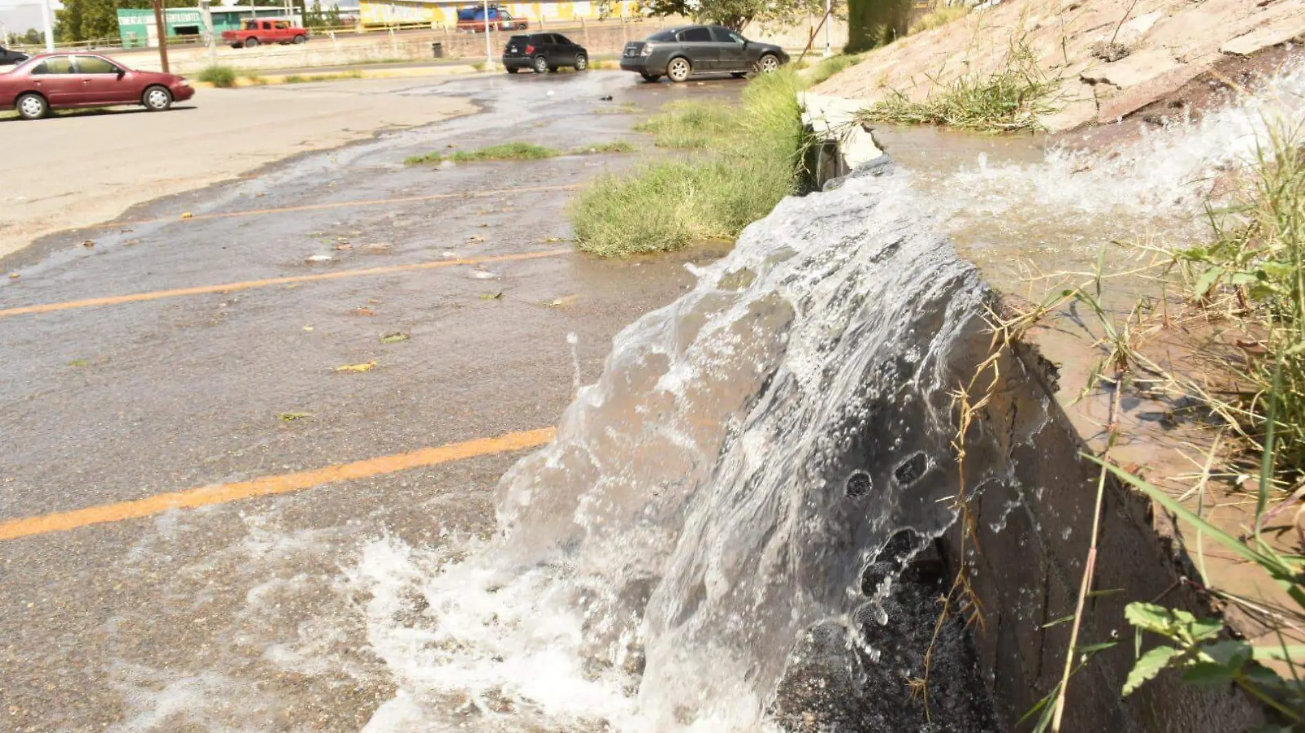 fuga de agua comandancia sur